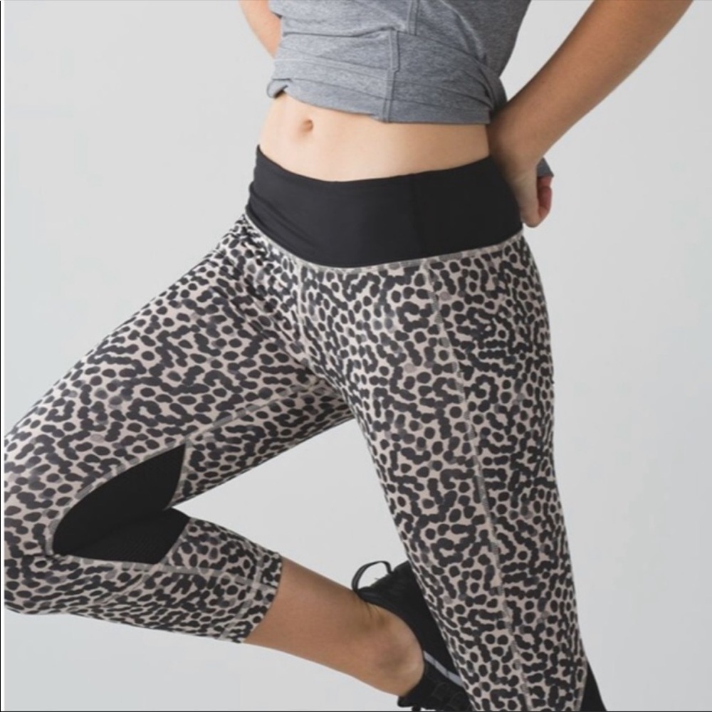 RARE Lululemon Pace Rival Crop sz 6